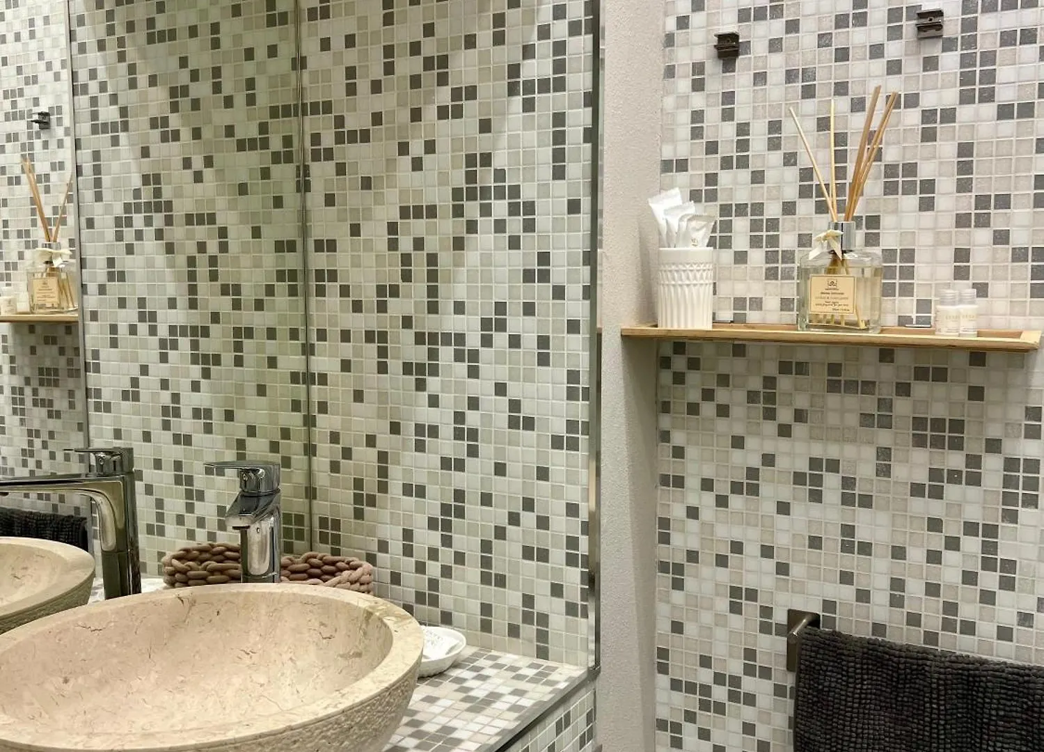 Casa Fiori Chiari - Giobertihome 公寓 圣雷默