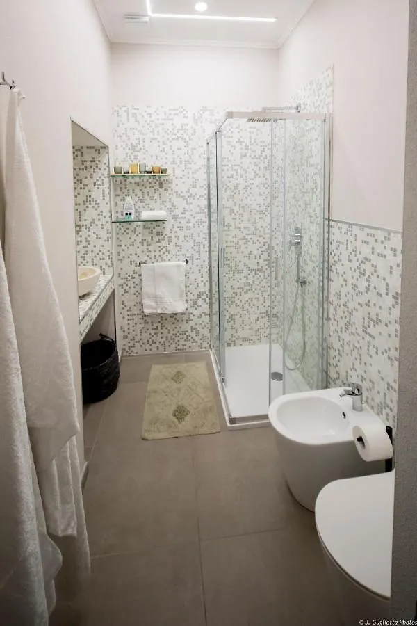 Toffee Matteotti - Myplacesanremo Apartment
