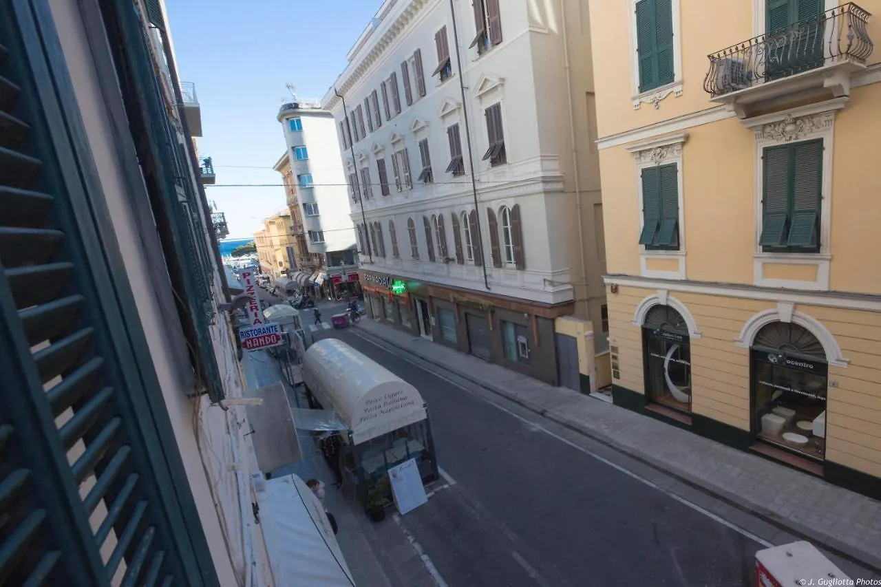 Toffee Matteotti - Myplacesanremo Apartment